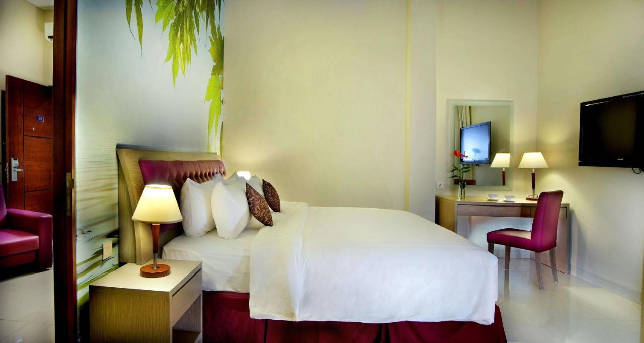 Kuta Central Park Hotel Ngoại thất bức ảnh