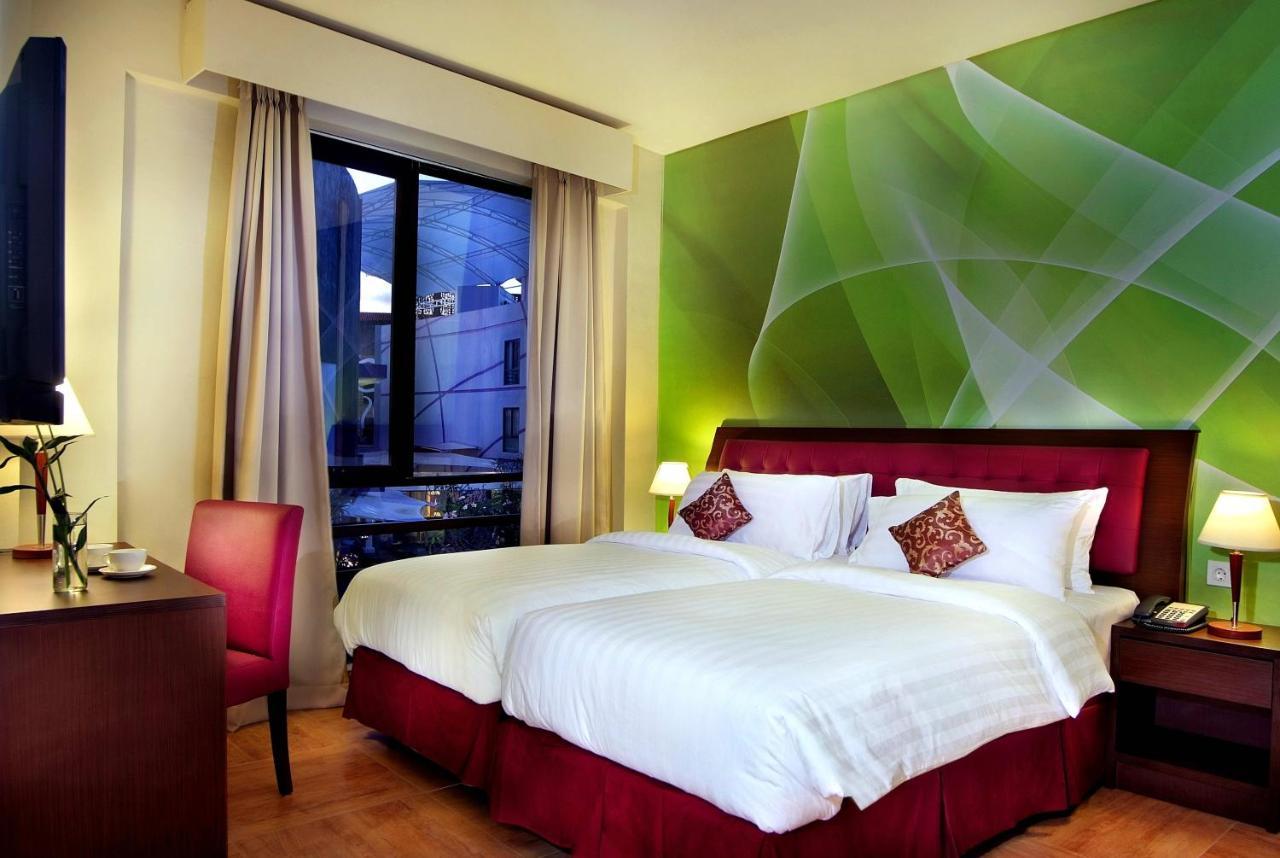 Kuta Central Park Hotel Ngoại thất bức ảnh