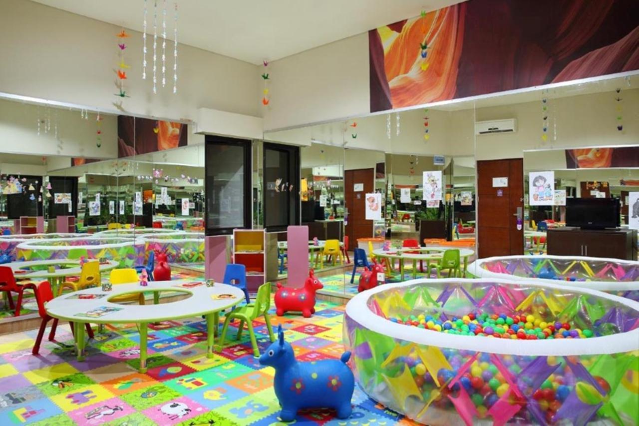 Kuta Central Park Hotel Ngoại thất bức ảnh