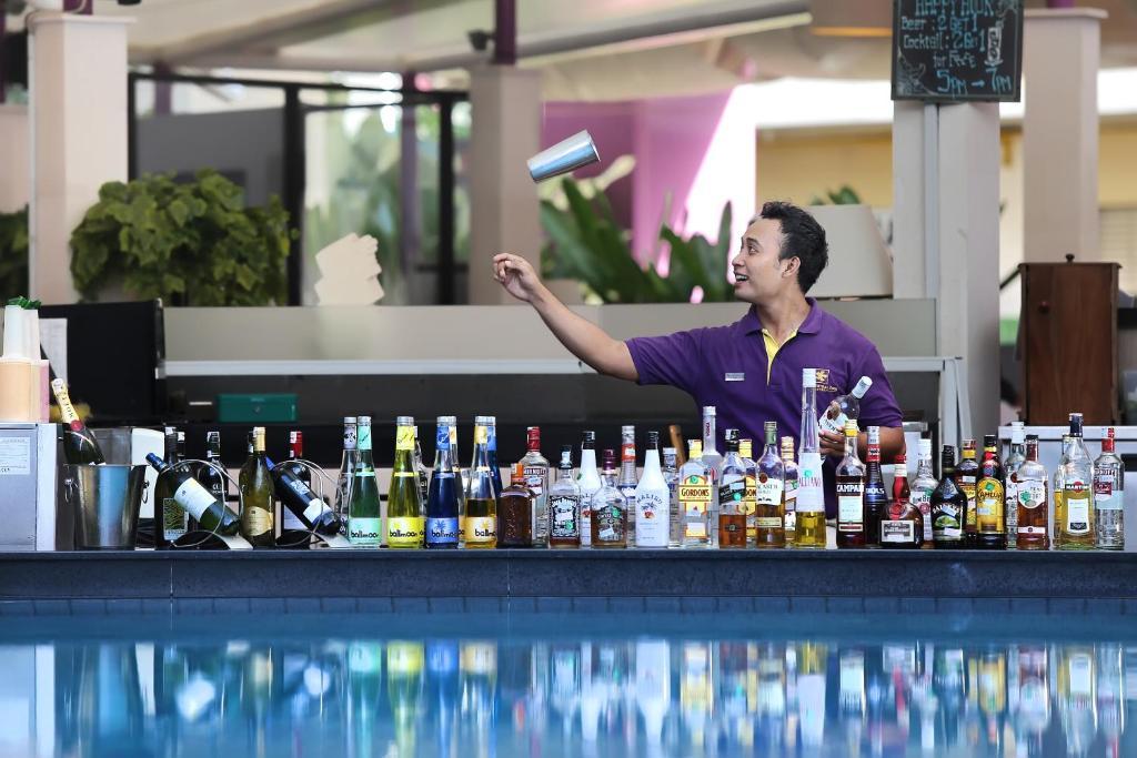 Kuta Central Park Hotel Phòng bức ảnh