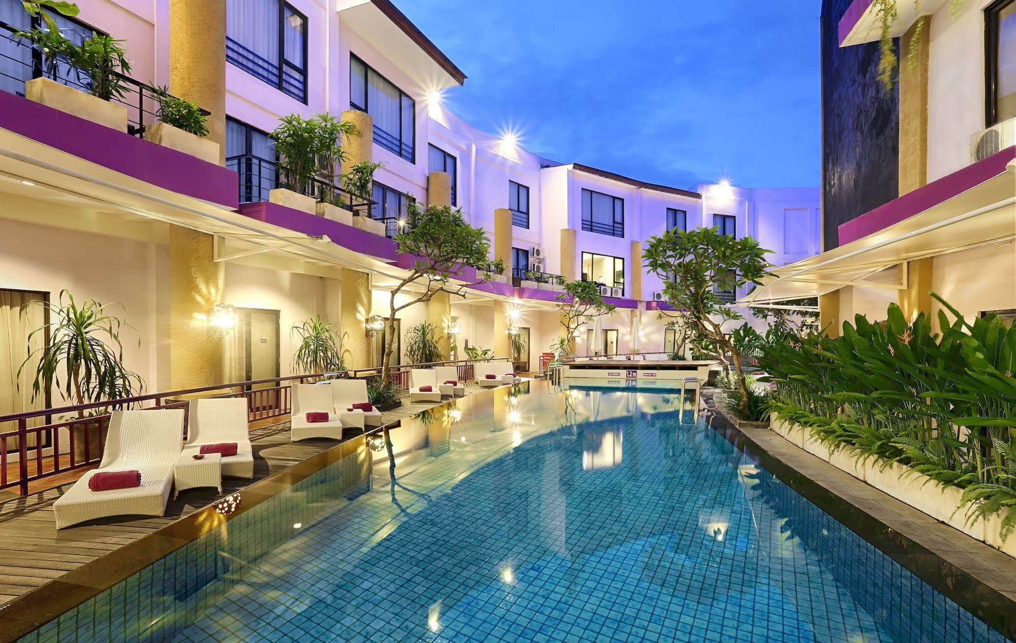 Kuta Central Park Hotel Ngoại thất bức ảnh