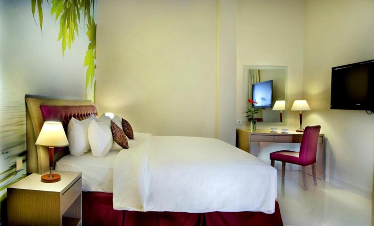 Kuta Central Park Hotel Ngoại thất bức ảnh